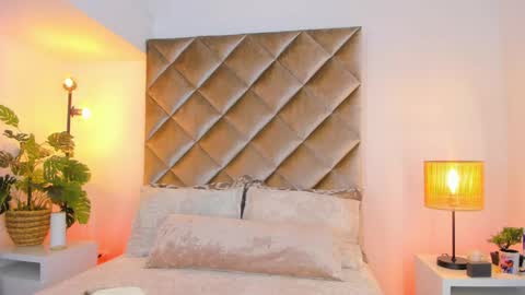 Call Me  Mala   online show from 04-24-26, 06:54