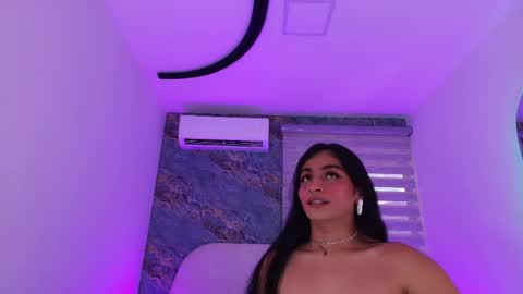 malaia thompson  online show from 04-19-26, 06:10