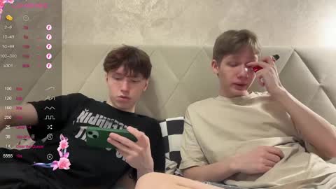 Snapshot of malcolm_yang chatting on 12-20-24, 05:51 Tom and Mark 3 online show from 12-20-24, 05:51