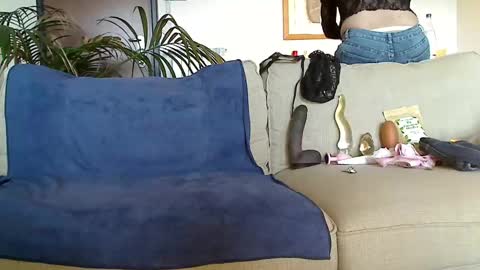 Sissy in stockings online show from 01-01-25, 11:38