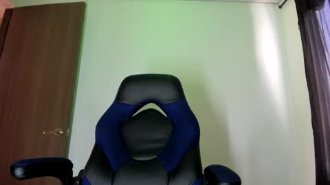 Snapshot of male_pussy chatting on 12-07-24, 06:59 ADAM         online show from 12-07-24, 06:59