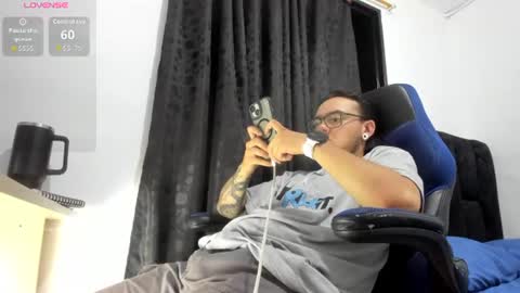 Snapshot of male_pussy chatting on 06-19-26, 12:59 ADAM online show from 06-19-26, 12:59