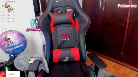 Snapshot of malefic_soul chatting on 11-13-25, 08:52 MALEFIC online show from 11-13-25, 08:52