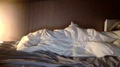 malefrench1 online show from 01-14-26, 06:08