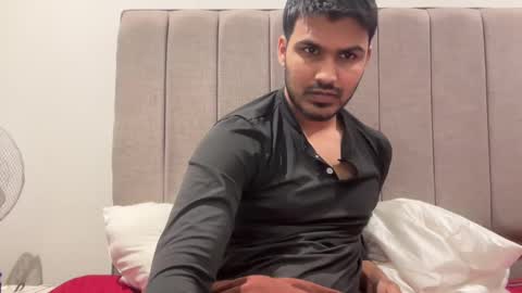 malegreek online show from 03-09-25, 08:10