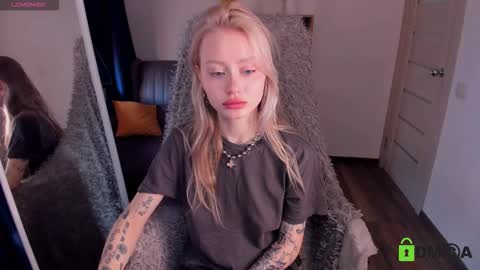 Snapshot of malenaernman chatting on 02-06-26, 10:29 Malena online show from 02-06-26, 10:29