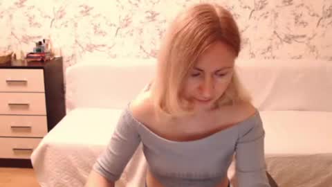 Snapshot of malenamila chatting on 06-18-26, 06:13 Malena online show from 06-18-26, 06:13