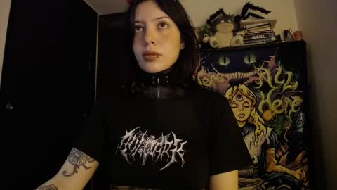 Alice Asylum online show from 11-04-25, 03:27