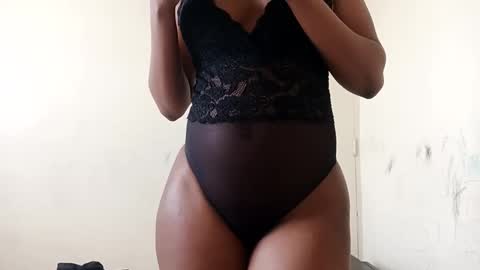 Snapshot of malimaya chatting on 10-12-25, 09:41 Malimaya online show from 10-12-25, 09:41