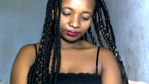 Snapshot of malinah01 chatting on 12-14-24, 01:59 malinah01 online show from 12-14-24, 01:59