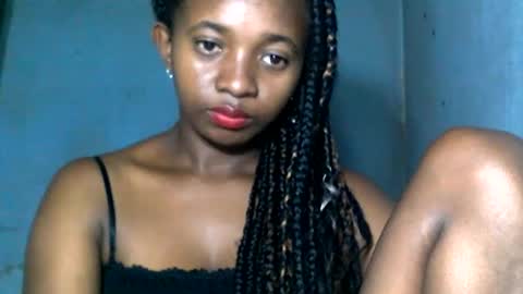 Snapshot of malinah01 chatting on 12-18-24, 03:55 malinah01 online show from 12-18-24, 03:55