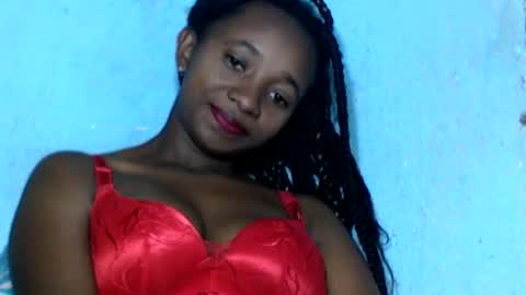 Snapshot of malinah01 chatting on 12-23-24, 04:55 malinah01 online show from 12-23-24, 04:55
