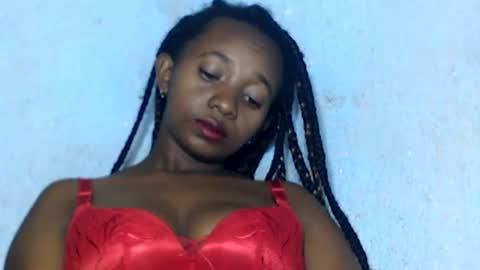 Snapshot of malinah01 chatting on 12-23-24, 08:55 malinah01 online show from 12-23-24, 08:55