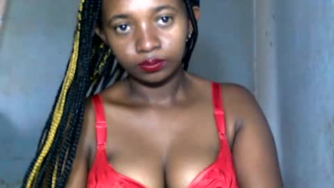 Snapshot of malinah01 chatting on 01-04-25, 04:23 malinah01 online show from 01-04-25, 04:23