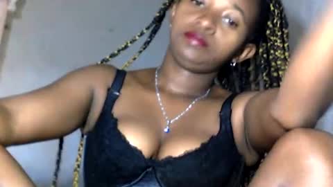 Snapshot of malinah01 chatting on 01-24-25, 05:31 malinah01 online show from 01-24-25, 05:31