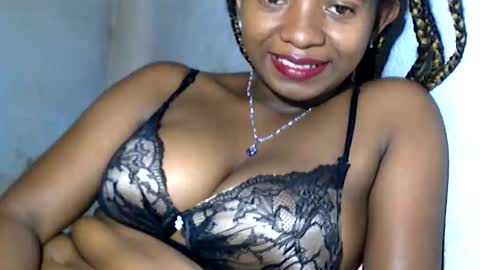 Snapshot of malinah01 chatting on 01-25-25, 02:14 malinah01 online show from 01-25-25, 02:14