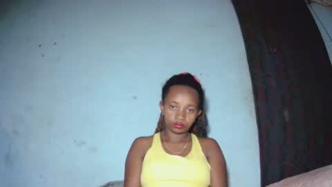 Snapshot of malinah01 chatting on 09-10-25, 05:57 malinah01 online show from 09-10-25, 05:57