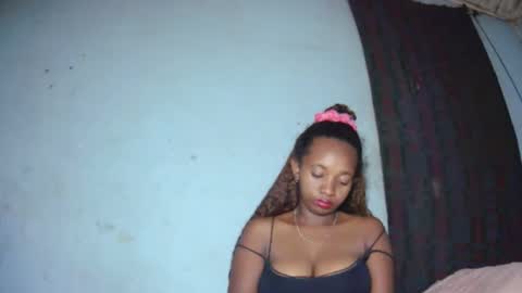 Snapshot of malinah01 chatting on 09-11-25, 07:58 malinah01 online show from 09-11-25, 07:58