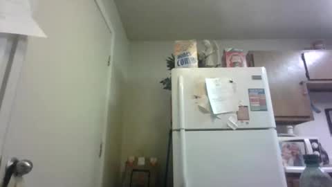 Snapshot of malinda702 chatting on 12-28-24, 12:15 malinda702 online show from 12-28-24, 12:15