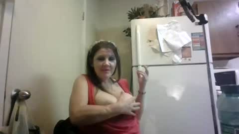 Snapshot of malinda702 chatting on 01-03-25, 06:33 malinda702 online show from 01-03-25, 06:33