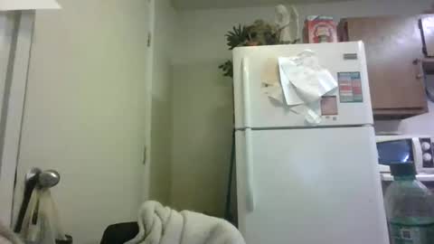 Snapshot of malinda702 chatting on 01-03-25, 08:32 malinda702 online show from 01-03-25, 08:32