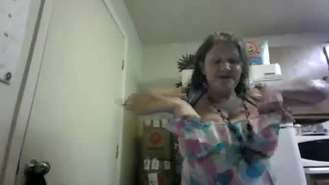 Snapshot of malinda702 chatting on 09-15-25, 02:55 malinda702 online show from 09-15-25, 02:55