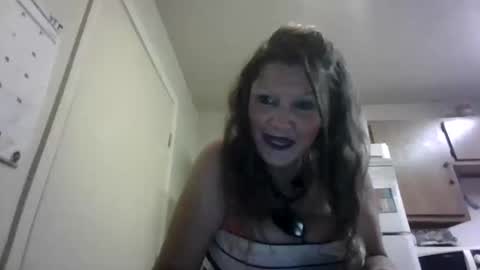 Snapshot of malinda702 chatting on 10-14-25, 04:13 malinda702 online show from 10-14-25, 04:13