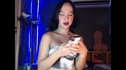 Snapshot of malingera69 chatting on 04-28-26, 09:47 PANDORA 3 online show from 04-28-26, 09:47