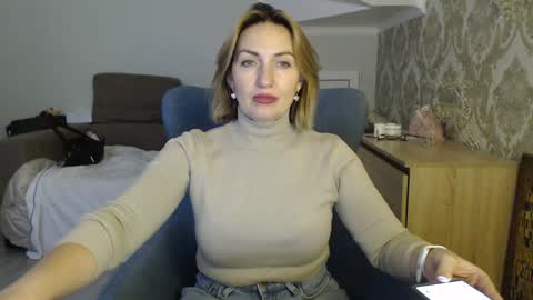 mallinia online show from 12-15-25, 12:53