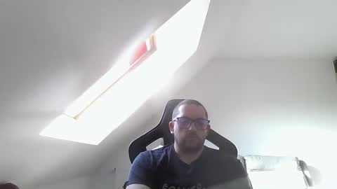 breton online show from 02-12-26, 03:18