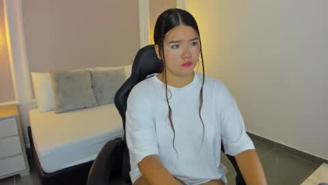 M A L U online show from 11-19-25, 12:05