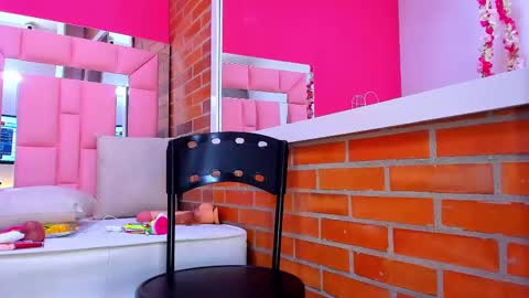 Melanie online show from 03-09-25, 04:55