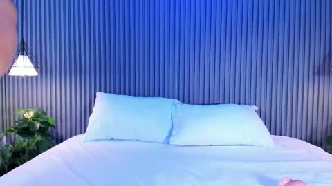 Malu online show from 11-11-25, 05:02