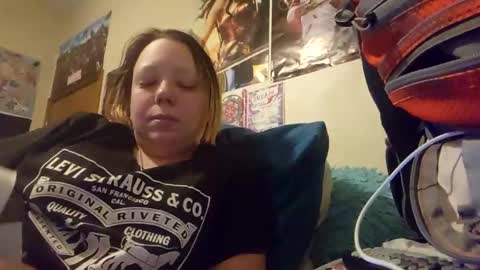 mama_1020 online show from 12-17-24, 06:56