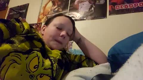 mama_1020 online show from 12-28-24, 08:26