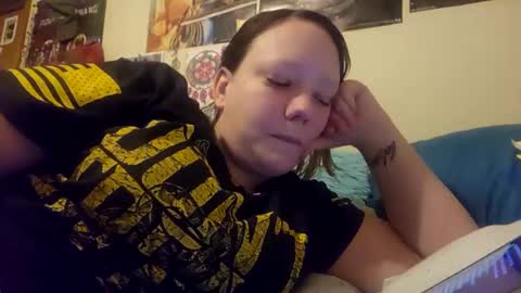 mama_1020 online show from 01-13-25, 07:54