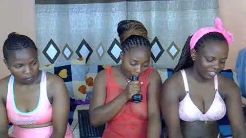 mama_pussie online show from 02-04-26, 12:16