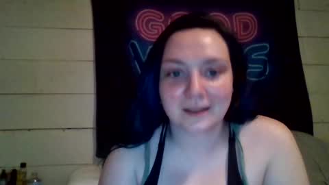 Snapshot of mamabig95 chatting on 07-05-26, 12:50 bbwgothmom666 online show from 07-05-26, 12:50