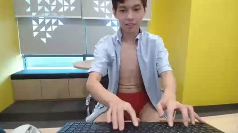 Snapshot of mamagaga19 chatting on 07-19-26, 06:06 Andrew Ooi online show from 07-19-26, 06:06