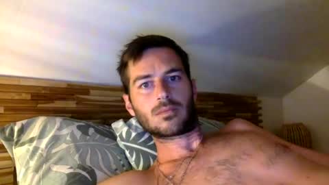 Snapshot of mamattv chatting on 07-22-26, 09:06 mamattv online show from 07-22-26, 09:06