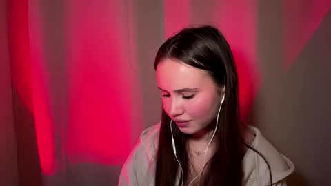 Mia Davis online show from 02-25-26, 07:12