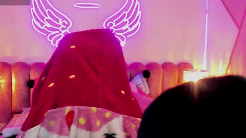   online show from 12-18-25, 06:47