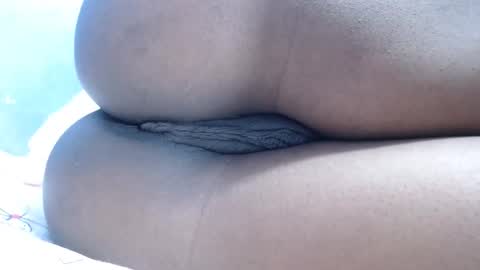 Snapshot of mamy02 chatting on 03-12-25, 09:02 cristal online show from 03-12-25, 09:02