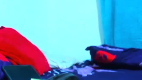 Snapshot of mamy02 chatting on 10-18-25, 09:43 cristal online show from 10-18-25, 09:43