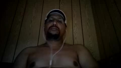 Snapshot of man_new chatting on 10-31-25, 08:37 Man new online show from 10-31-25, 08:37