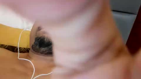 Snapshot of man_new chatting on 03-15-26, 12:11 Man new online show from 03-15-26, 12:11