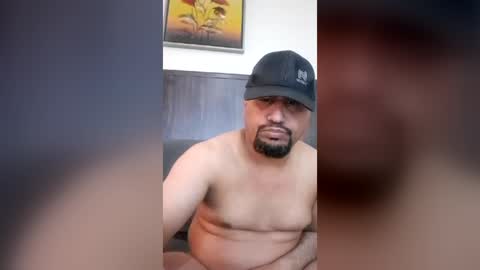 Snapshot of man_new chatting on 06-12-26, 09:57 Man new online show from 06-12-26, 09:57