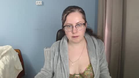 Snapshot of mandarinka28 chatting on 12-02-25, 09:14 mandarinka28 online show from 12-02-25, 09:14