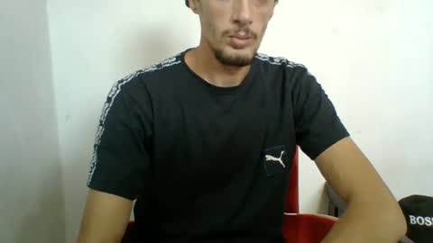 Snapshot of mandick95 chatting on 06-27-26, 05:18 mandick95 online show from 06-27-26, 05:18