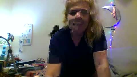 Snapshot of mandilube39 chatting on 01-22-25, 04:23 mindy22 online show from 01-22-25, 04:23